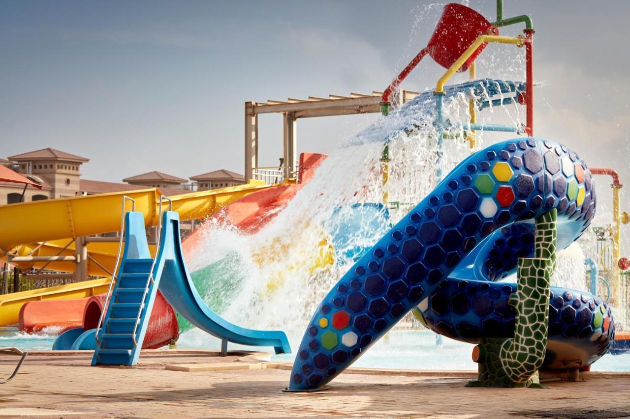 Coral Sea Beach And Aqua Park Ain Sukhna Exteriör bild
